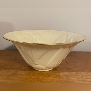 Lenox Vintage Porcelain Cream Deep Bowl